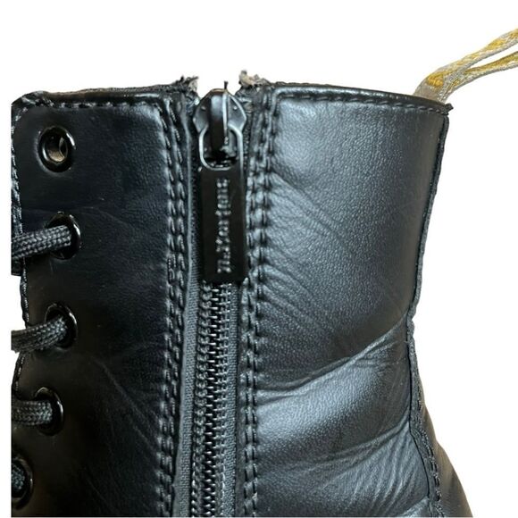 Dr. Martens, Vegan Jadon II 8-Eye Platform Boots - Picture 4 of 11